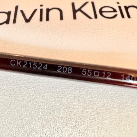 Brand New Calvin Klein Women’s Eyeglasses Frame. - Picture 3 of 3